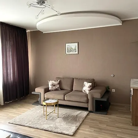 фреди Villa *