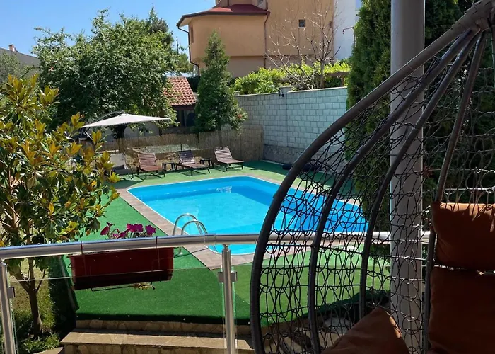 фреди 瓦爾納